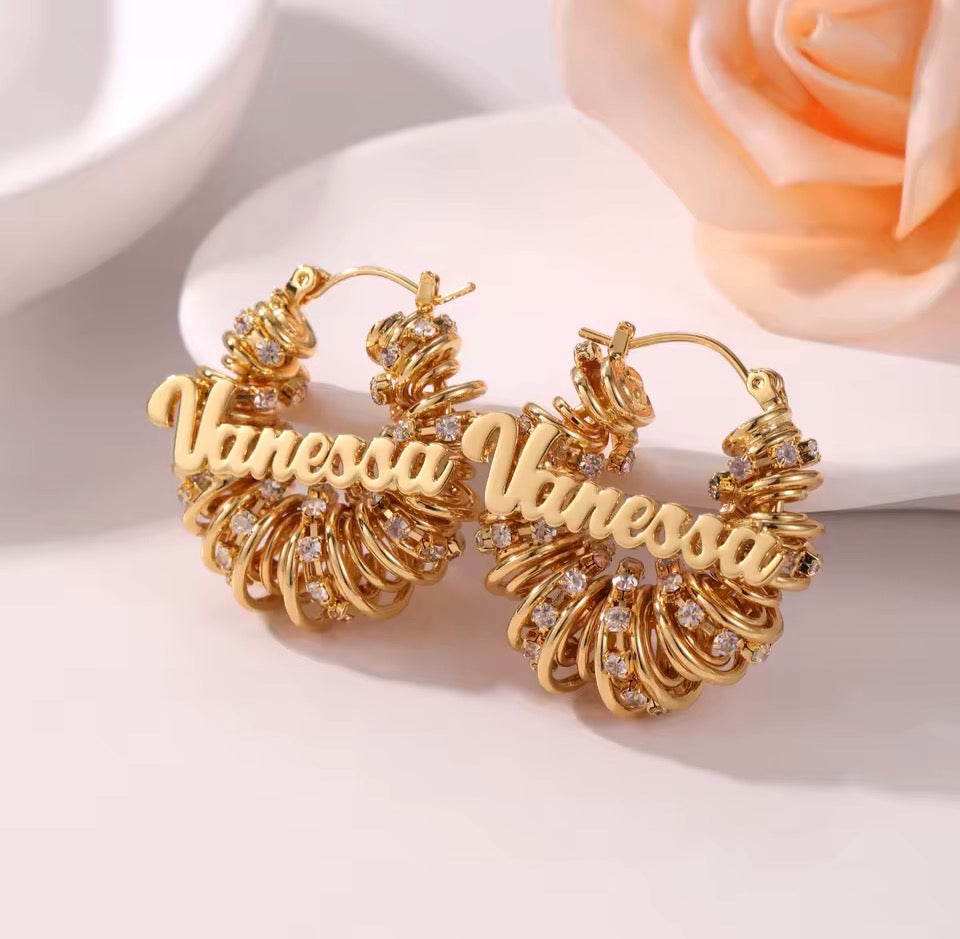 “The Elle Hoops”